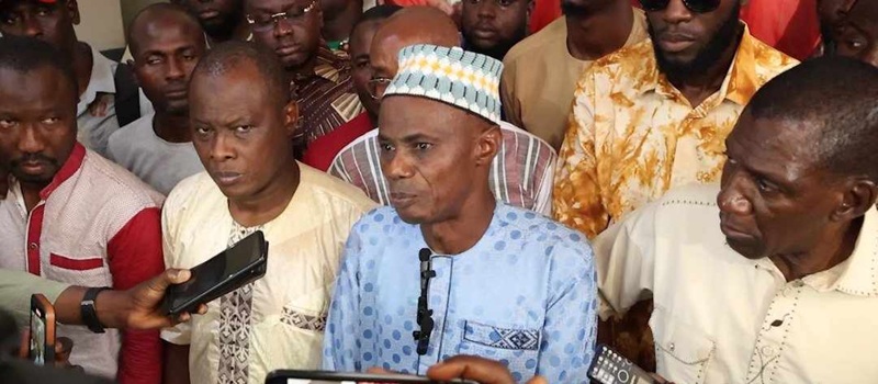 Guinée/FEGUIFOOT : Les membres statutaires apportent leur soutien au bureau provisoire (déclaration) Guinée/FEGUIFOOT : Les membres statutaires apportent leur soutien au bureau provisoire (déclaration)