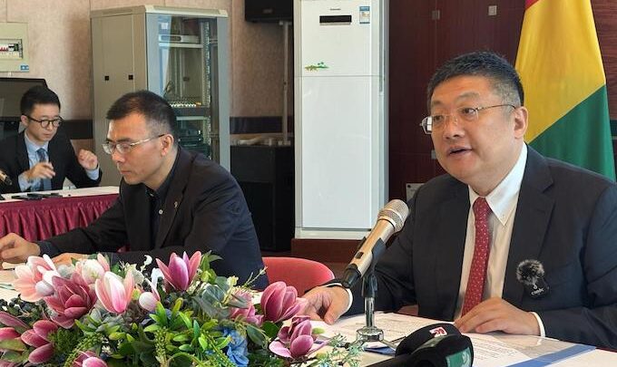 La Chine réaffirme son engagement envers la Guinée : Plus de 11 milliards de dollars d’échanges bilatéraux en 2024