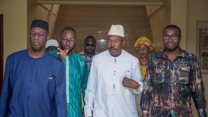 Guinée-Présidentielle: Dr Ousmane Kaba dépose ses dossiers de candidature au nom  du PADES